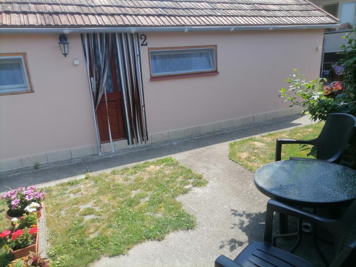 Ubytovanie Harmony House Hotel Veľký Meder Exterior foto